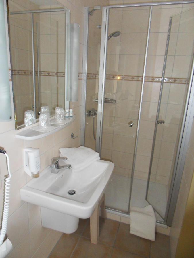 Hotel Brandaris Лангеог Екстериор снимка